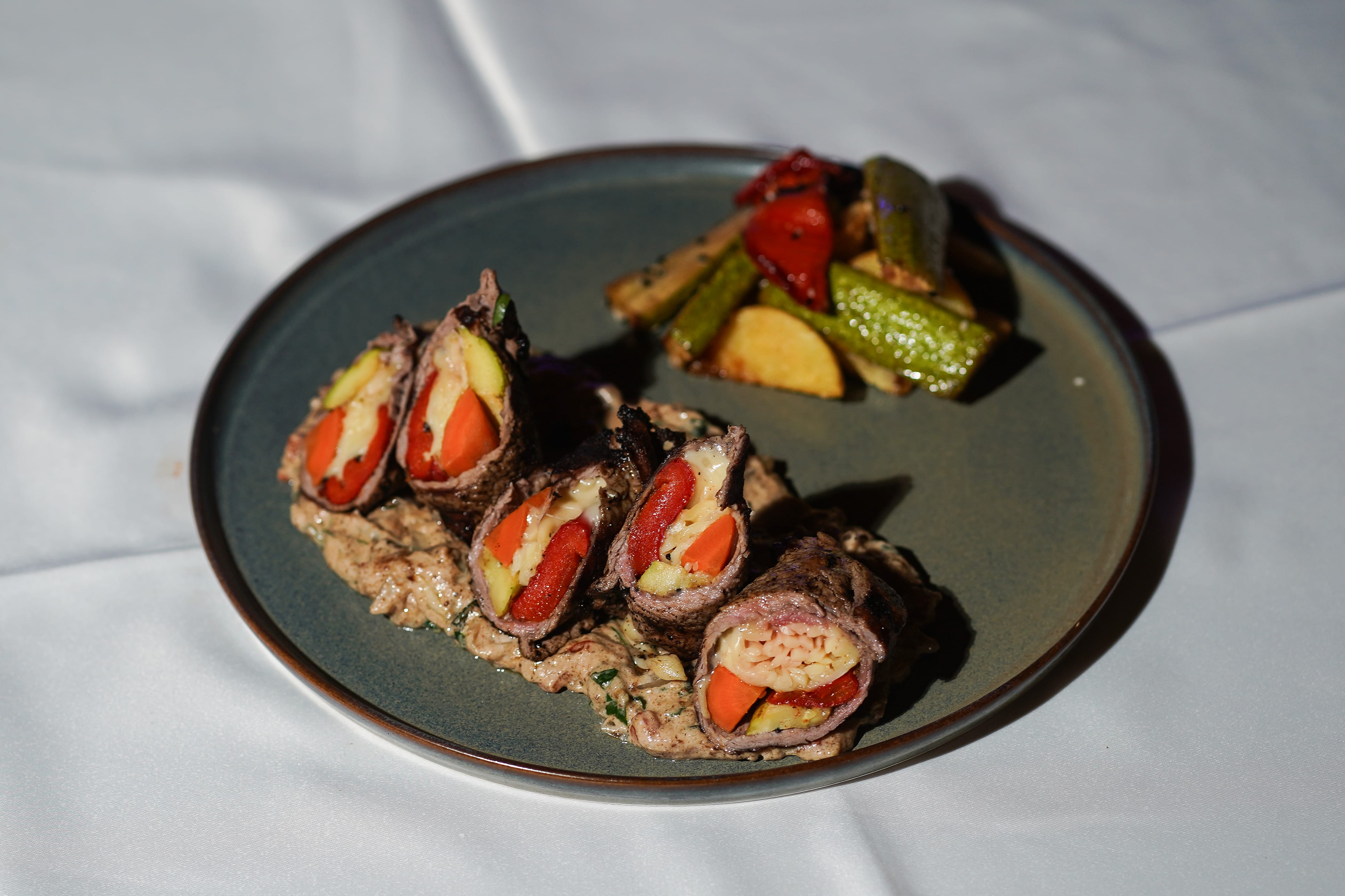 Roka Yatağında Marine Bonfile Sarma